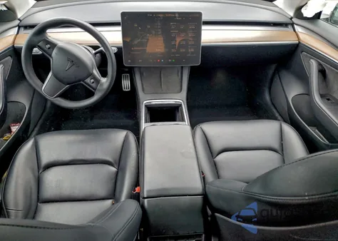 2023 Tesla Model 3 z USA, uszkodzony, nr VIN 5YJ3E1EC0PF499157